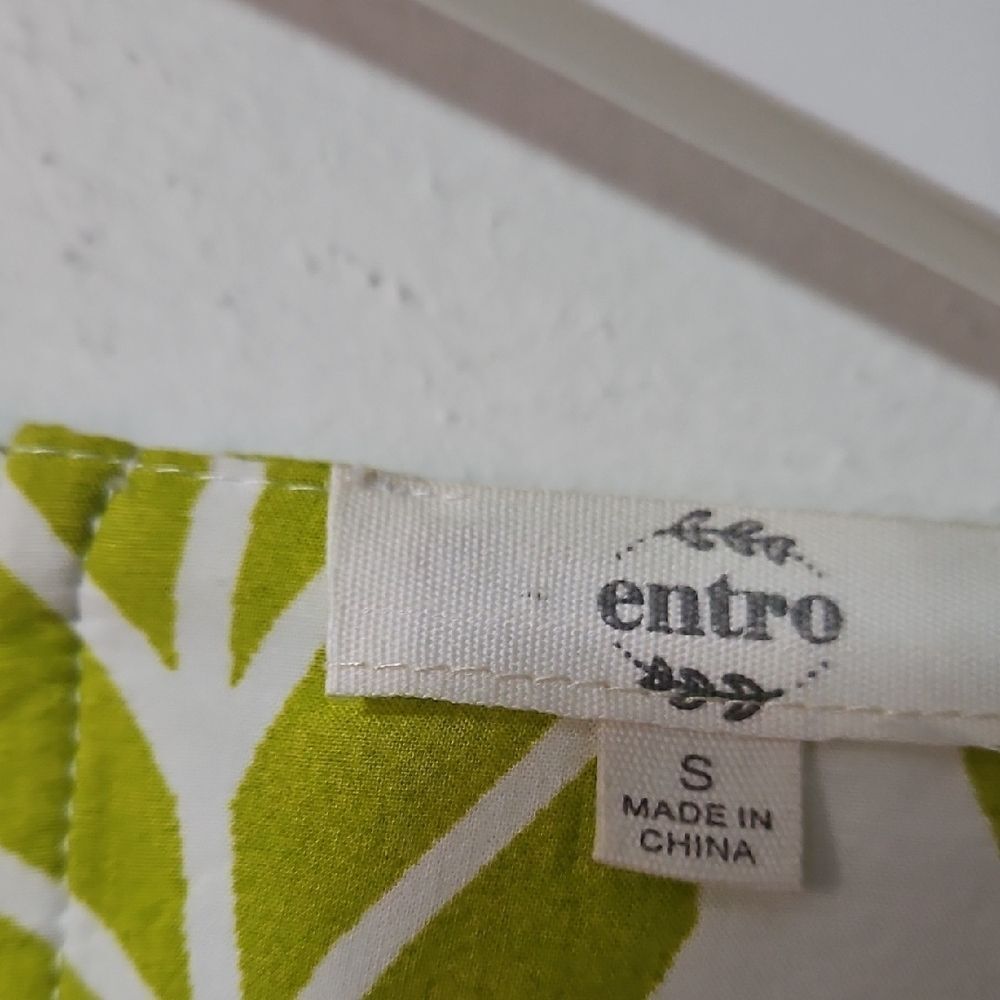 Entro Lime Leaf Print Blouse - Picture 2 of 6